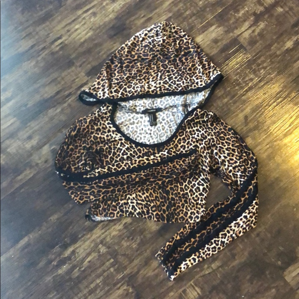 Leopard/Cheetah Print Women’s Hooded Crop Top